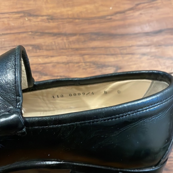 Gucci horsebit loafers authentic Italian leather. Size 8D - Picture 4 of 6